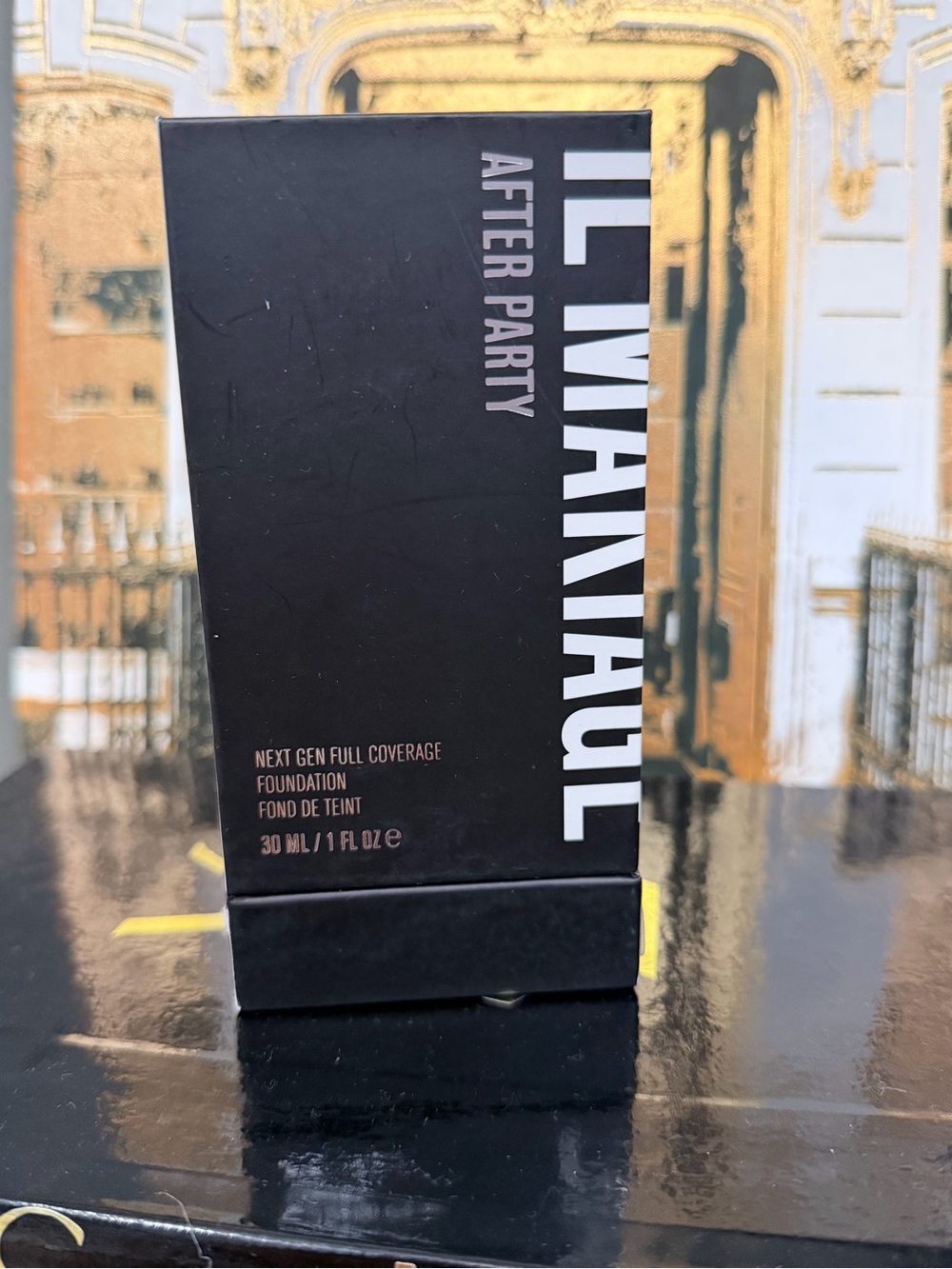 IL MAKIAGE After Party Foundation - Black Packaging